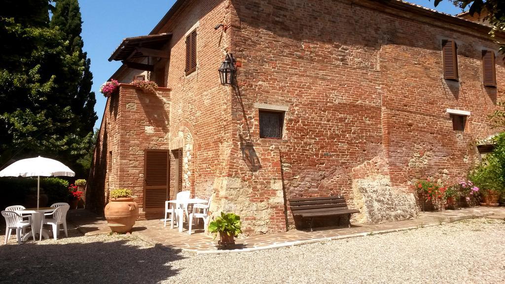 B&B Le Logge Di Sopra Asciano Eksteriør billede